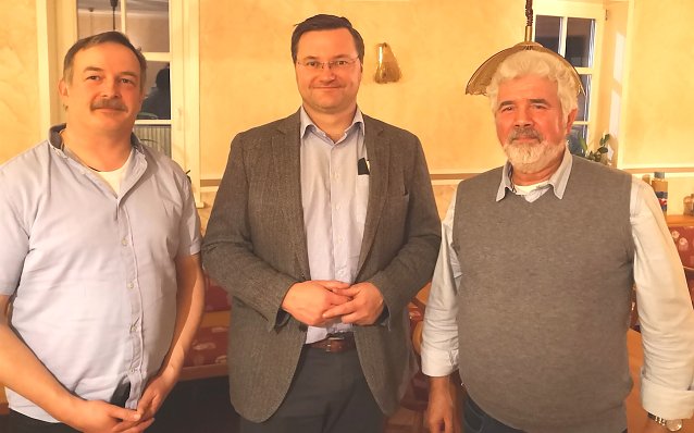 Bild: v.l. Andre Bartel, Kreisvorsitzender Stefan Schard, Gerald Burghard