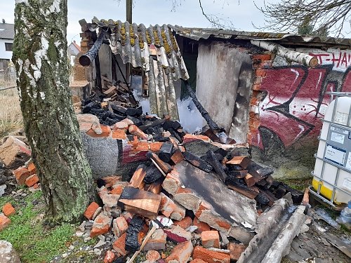 Bild: Abgebrannter Schuppen in Wasserthalleben