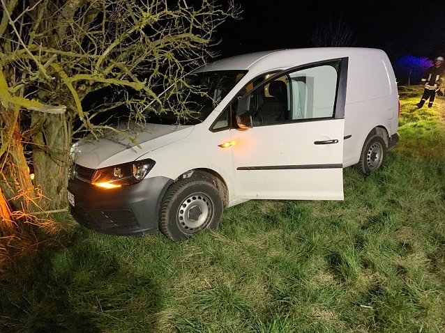Bild: Ausweichman&ouml;ver endet mit Unfall