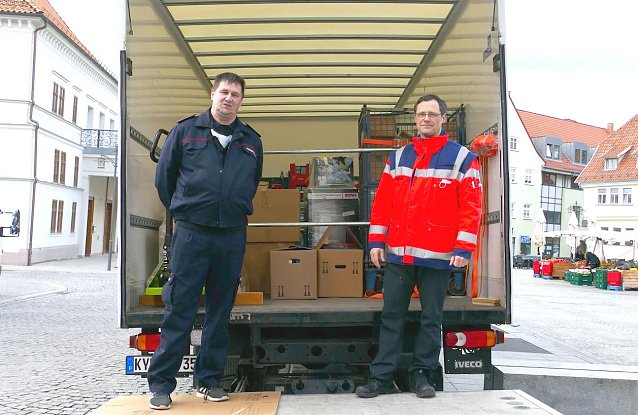 Bild: Hilfstransport nach Olkusz vor der Abfahrt