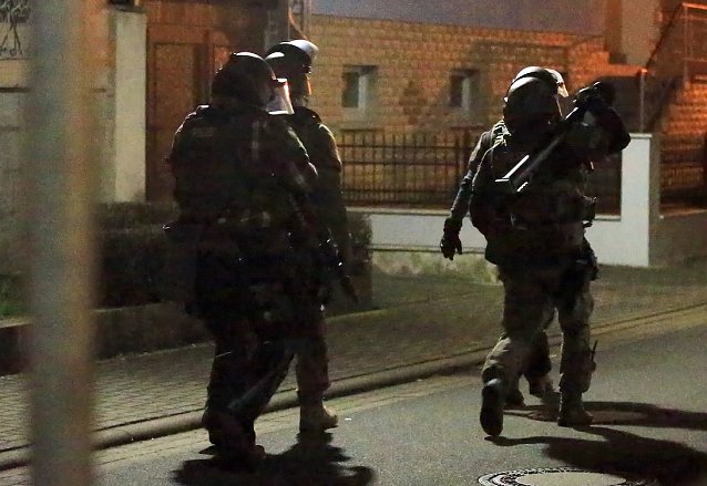 Bild: SEK-Einsatz in Heldrungen