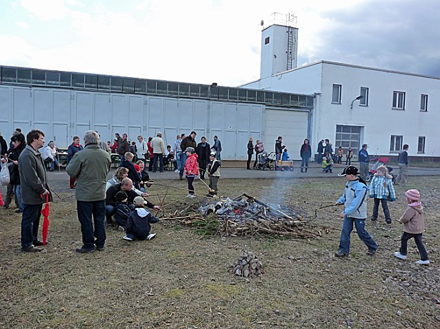 Bild: Kinderosterfeuer Jecha