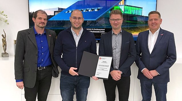 Bild: von l. nach r.: Hauptgesch&auml;ftsf&uuml;hrer der Kreishandwerkerschaft Nordth&uuml;ringen Sebastian Senft,  Betriebsleiter leitec Wasser W&auml;rme Technik GmbH Ren&eacute; H&uuml;nermund, Gesch&auml;ftsf&uuml;hrer leitec Wasser W&auml;rme  Technik GmbH Michael Apitz, stv. Hauptgesch&auml;ftsf&uuml;hrer der Kreishandwerkerschaft Nordth&uuml;ringen Marc  Weinrich
