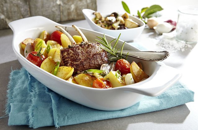 Bild: Ofenkartoffeln mit Lammr&uuml;cken und Pilzen: Lecker und vitaminreich durch die kalte Jahreszeit