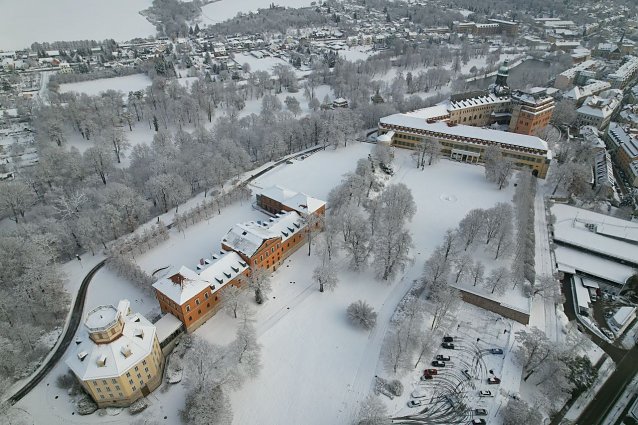 Bild: Schloss und Park Sondershausen im Schnee