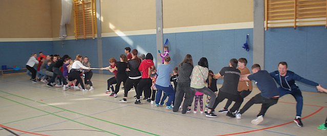 Bild: Familiensporttag in der Kindervilla in Bad Frankenhausen