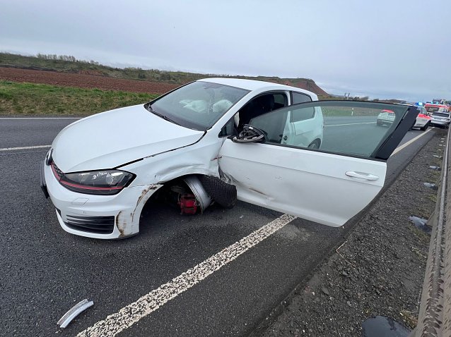 Bild: Verkehrsunfall auf der B4