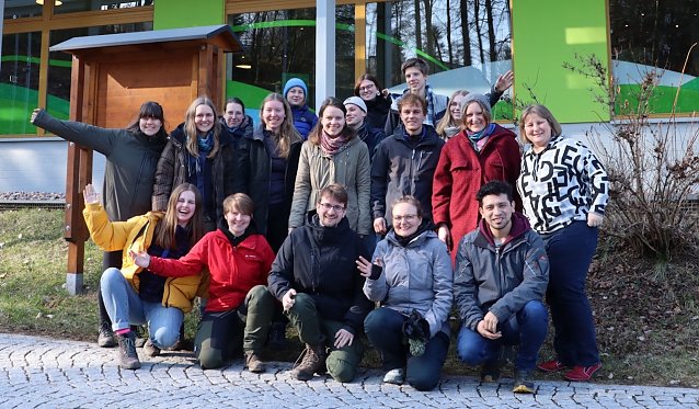 Bild: Teilnehmer des Jugendnetzwerks Biosph&auml;re beim Netzwerktreffen im Biosph&auml;renreservat Th&uuml;ringer Wald 