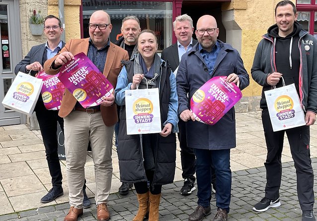 Bild: Auftakt zum diesj&auml;hrigen "Heimat shoppen" der IHK Erfurt heute in Bad Langensalza