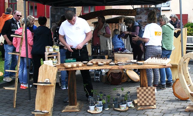 Bild: Handwerkermarkt in Auleben