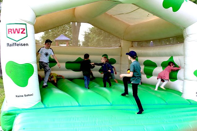Bild: Kinderfest in der Kita Arche Noah in Gro&szlig;furra