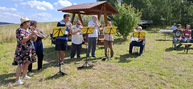 Bild: Waldgottesdienst an der Sch&ouml;nen Aussicht