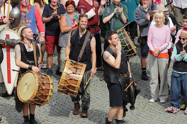 Bild: Musik und gute Laune allenthalben an zwei Tagen in der historischen Innenstadt