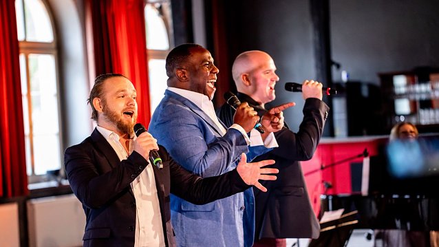 Bild: Das Tenortrio FELLAS geht wieder auf Weihnachtstournee