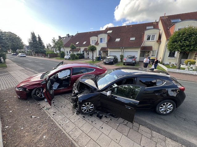 Bild: Crash im Jechaburger Weg 