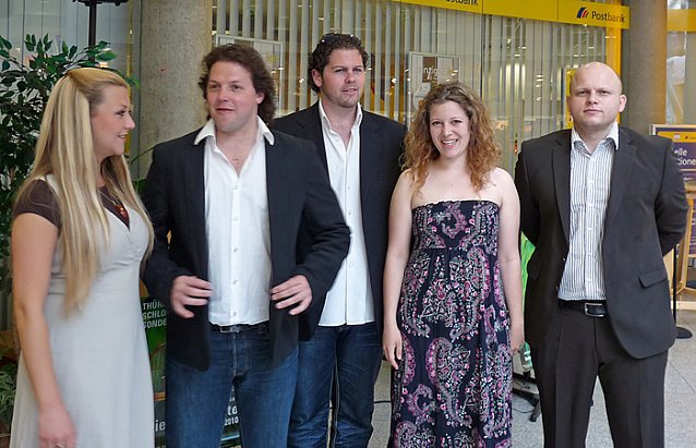 Bild: Konzert in der Galerie