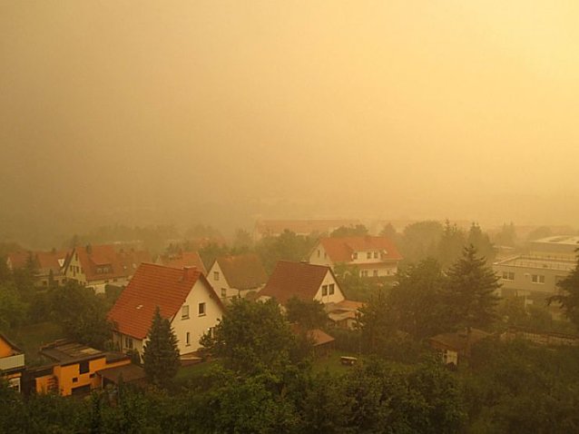 Bild: Orangefarbene Welt