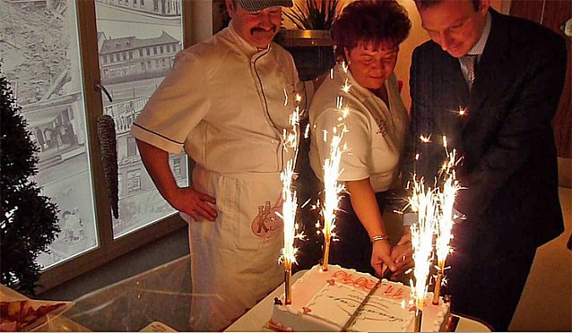 Bild: Legende Stadtcaf&eacute; Sondershausen wiederer&ouml;ffnet