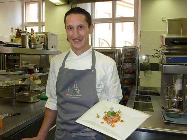 Bild: Erster Michelin-Stern f&uuml;r 28-j&auml;hrigen Gourmetkoch