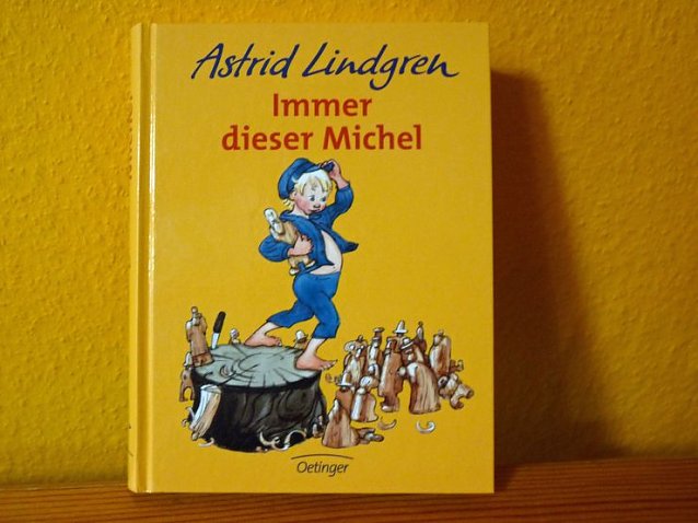 Bild: Manfred Scherer beim Vorlesen