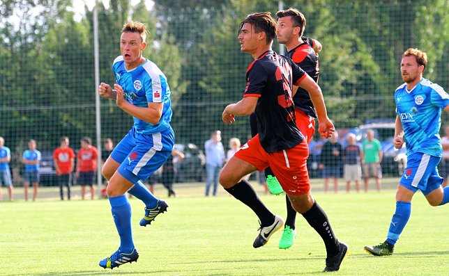 Bild: In einem Testspiel in Vorbereitung auf die Saison 2016/17 gewann Wacker 3:2 in Wei&szlig;ensee.