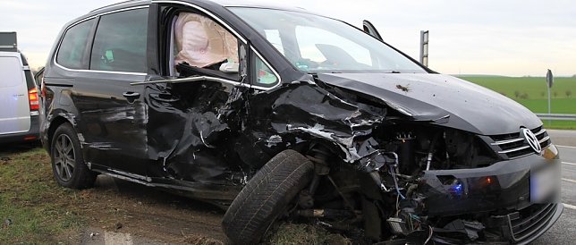 Bild: Schwerer Unfall auf der B 249
