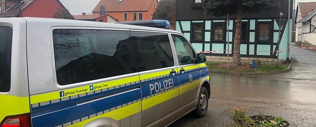 Bild: Gro&szlig;einsatz der Polizei in Berka