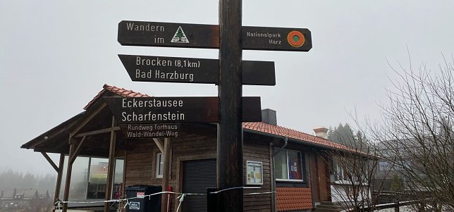 Bild: Bis zum Torfhaus ging die Fahrt, dann zu Fu&szlig; weiter.