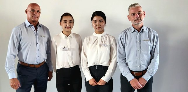 Bild: Von links: Peter Herbst, Ariuntsetseg Enkhbaatar, Zolzaya Munkhgerel, Trutz Winter