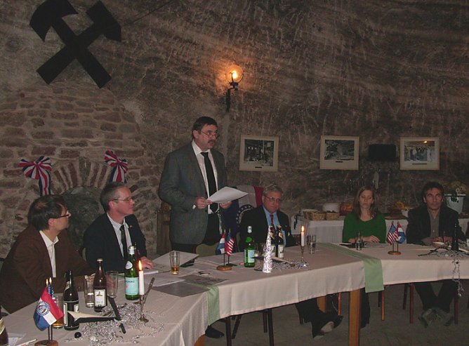 B&uuml;rgermeister Kreyer bei Festrede (Foto: Karl-Heinz Herrmann)