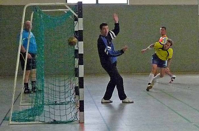 Einheit gegen G&ouml;rmar (Foto: Karl-Heinz Herrmann)