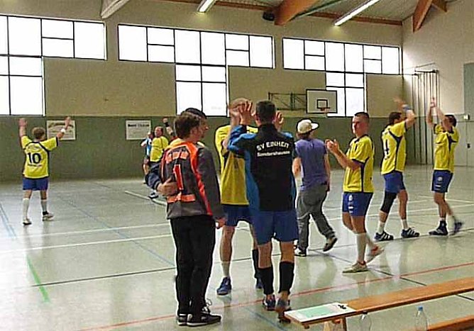 Einheit gegen G&ouml;rmar (Foto: Karl-Heinz Herrmann)