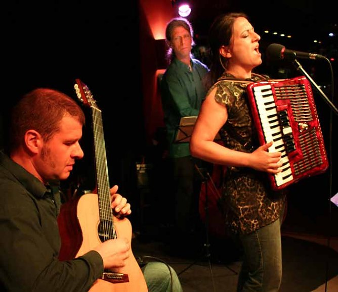 Doppelkonzert im Kuhstal (Foto: Kunsthof Friedrichsrode) Doppelkonzert im Kuhstal (Foto: Kunsthof Friedrichsrode)
