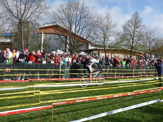 Der 33. Internationaler Kyffh&auml;user-Berglauf (Foto: Karl-Heinz Herrmann)