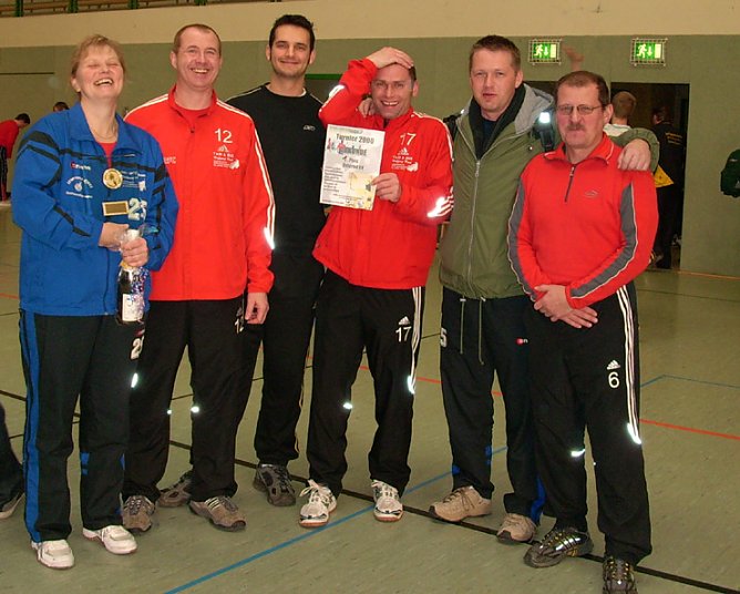 Siegermannschaft SV Östertal (Foto: Karl-Heinz Herrmann) Siegermannschaft SV Östertal (Foto: Karl-Heinz Herrmann)