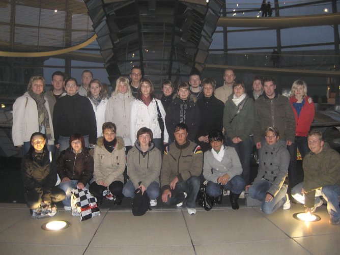 auf Klassenfahrt in Berlin (Foto: Die Klasse VF/05) auf Klassenfahrt in Berlin (Foto: Die Klasse VF/05)