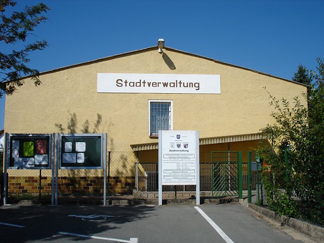 Ehemalige Stadtverwaltung (Foto: Karl-Heinz Herrmann) Ehemalige Stadtverwaltung (Foto: Karl-Heinz Herrmann)