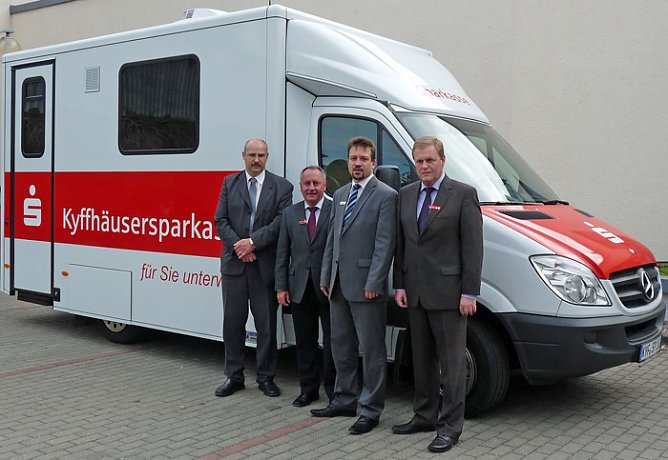 Neuer Sparkassenbus (Foto: Karl-Heinz Herrmann)