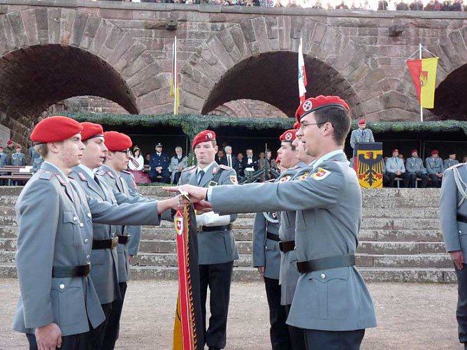 Gel&ouml;bnis am Kyffh&auml;user (Foto: Karl-Heinz Herrmann)