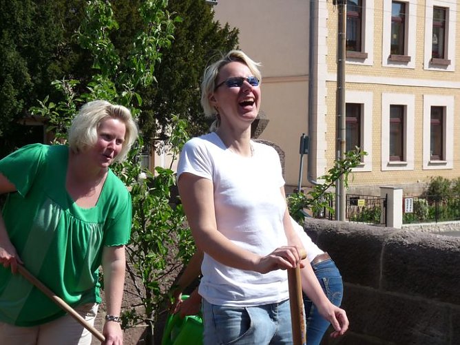 Arbeitseinsatz durchgeführt (Foto: Karl-Heinz Herrmann) Arbeitseinsatz durchgeführt (Foto: Karl-Heinz Herrmann)