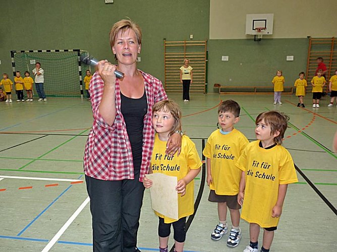 Fit für die Schule (Foto: Karl-Heinz Herrmann) Fit für die Schule (Foto: Karl-Heinz Herrmann)