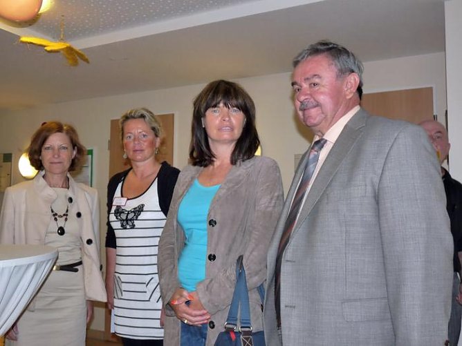 Wohnbereich eingeweiht (Foto: Karl-Heinz Herrmann) Wohnbereich eingeweiht (Foto: Karl-Heinz Herrmann)