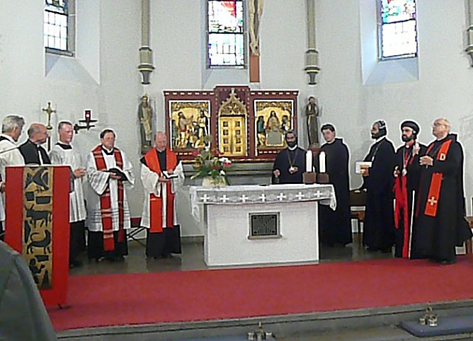 Ökumenische Pfingstvesper (Foto: Katholische Pfarramt) Ökumenische Pfingstvesper (Foto: Katholische Pfarramt)