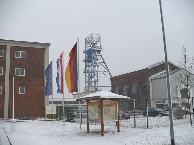 Erlebnisbergwerk im Schnee (Foto: Hans-J&uuml;rgen Schmidt)