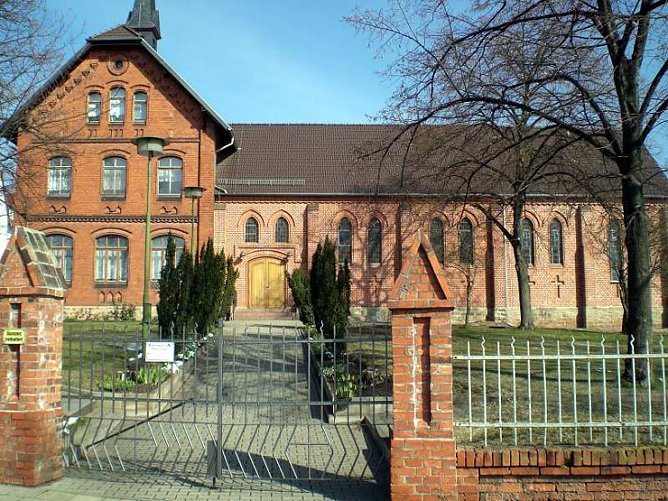 St. Bonifatius (Foto: Klaus Henze, Artern)