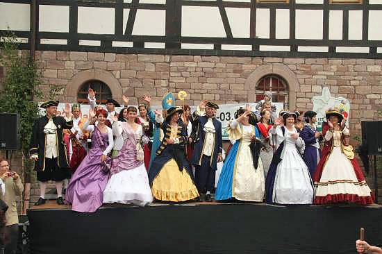 Vom 1225 Jährigen in Esperstedt (Foto: Heimatverein Esperstedt) Vom 1225 Jährigen in Esperstedt (Foto: Heimatverein Esperstedt)