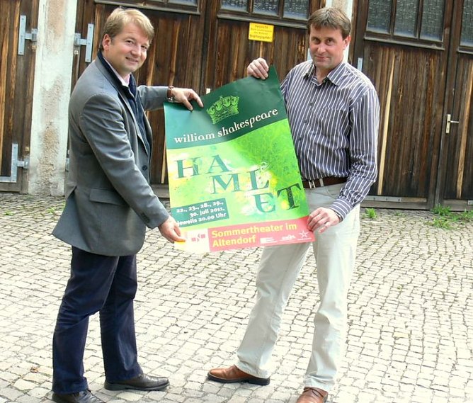 Hamlet im Altendorf (Foto: I. Kühn) Hamlet im Altendorf (Foto: I. Kühn)