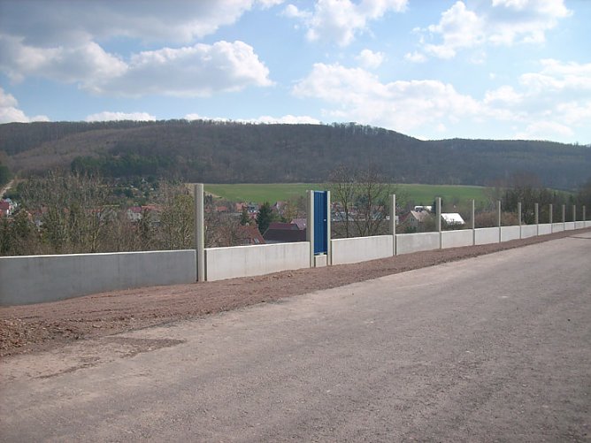 L&auml;rmschutzwand (Foto: Karl-Heinz Herrmann)