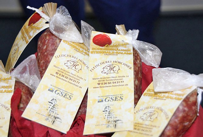Original Sondersh&auml;user Steinsalzsalami (Foto: Maxxomedia.PR)