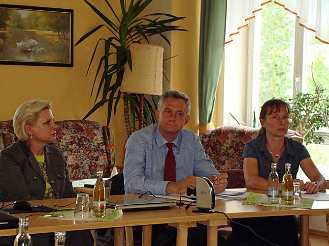 Abgeordnete vor Ort (Foto: MdB Lemme)